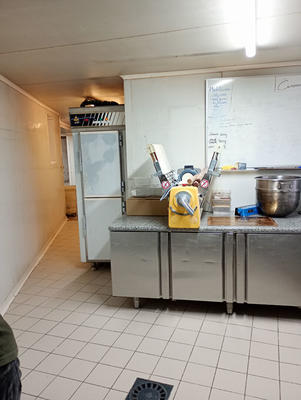 Fonds de commerce - 300 m²