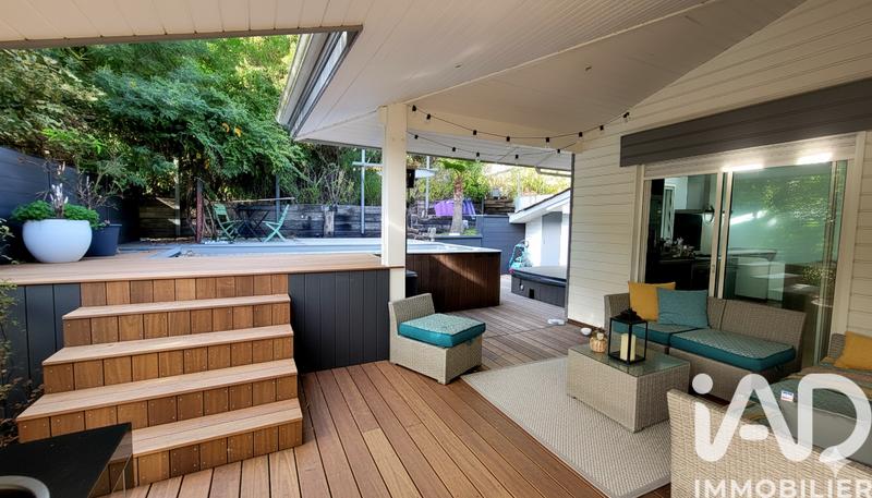 Maison - 160 m² - 5 pièces