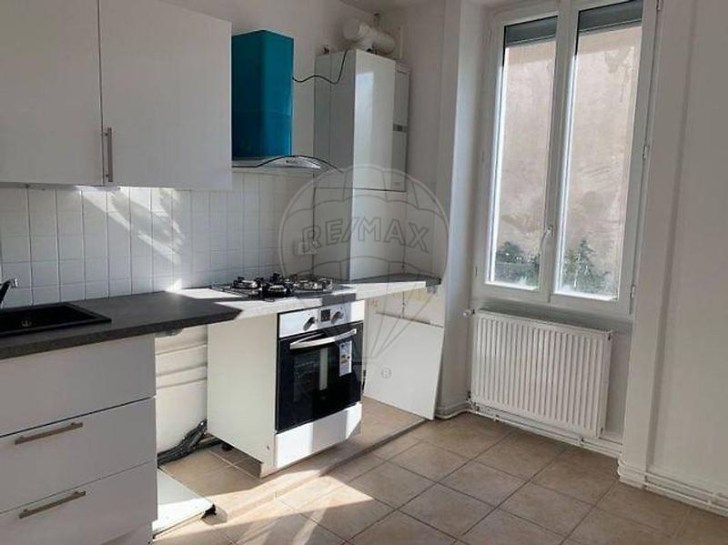 Appartement - 77 m² - 3 pièces