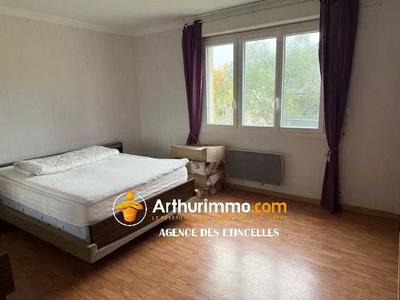 Maison - 90 m² - 3 pièces