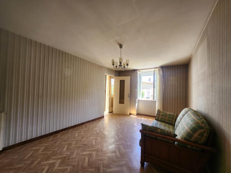 Maison - 98 m² - 5 pièces