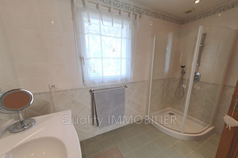 Villa - 430 m² - 8 pièces