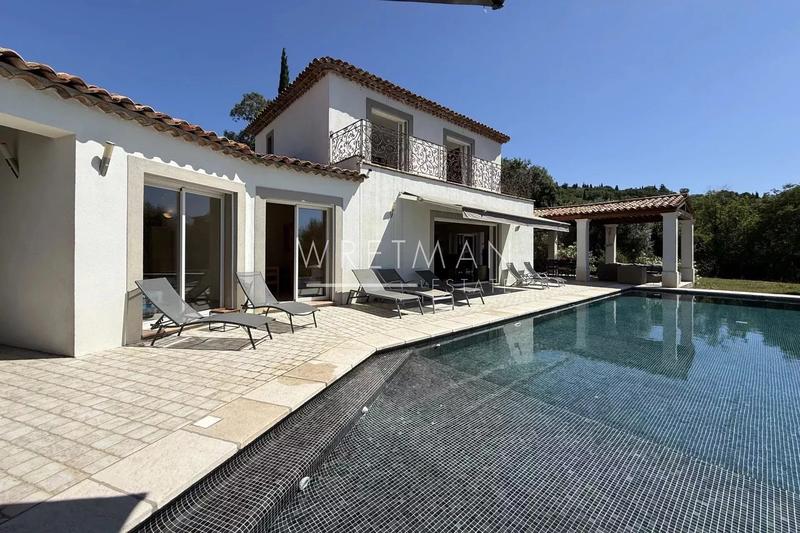 Villa - 180 m² - 5 pièces