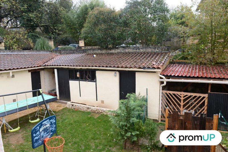 Maison - 140 m² - 5 pièces