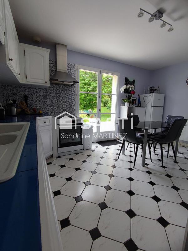 Maison - 140 m² - 6 pièces