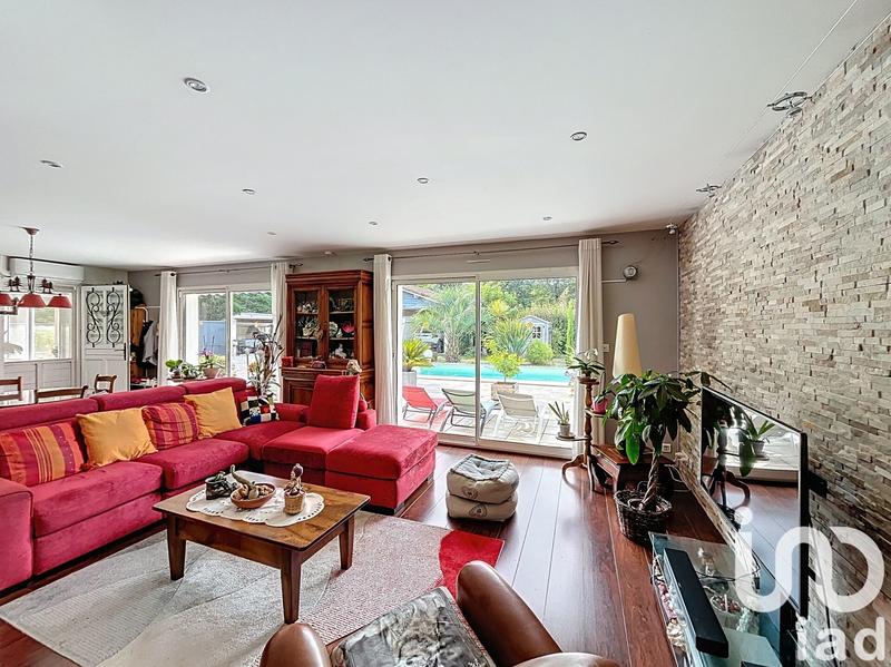 Maison - 120 m² - 5 pièces