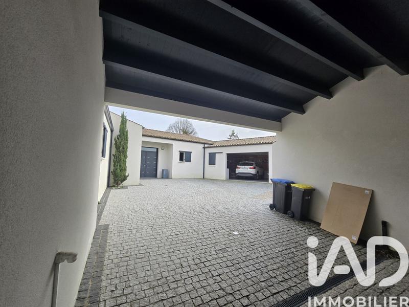 Maison - 195 m² - 6 pièces