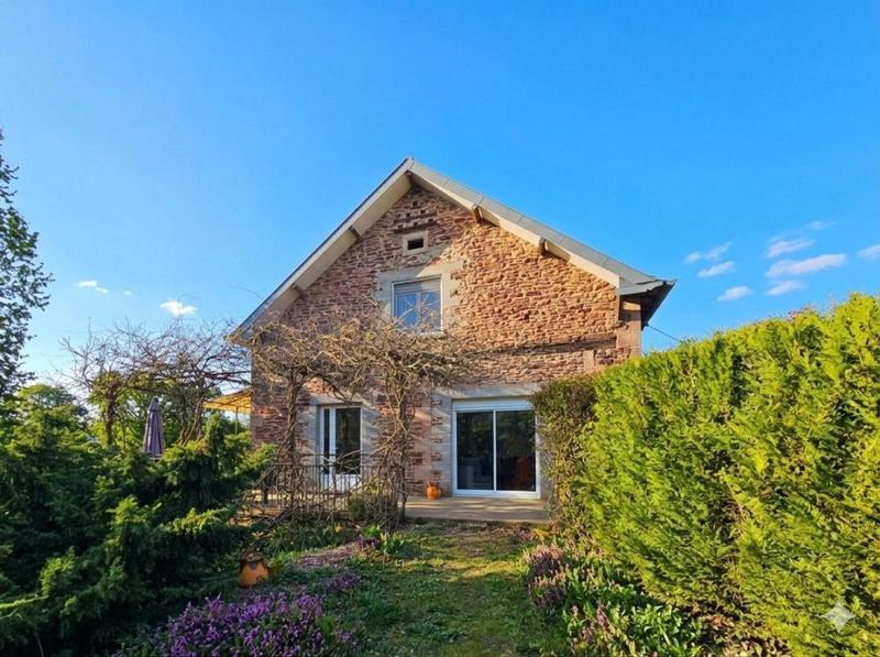 Maison - 169 m² - 6 pièces