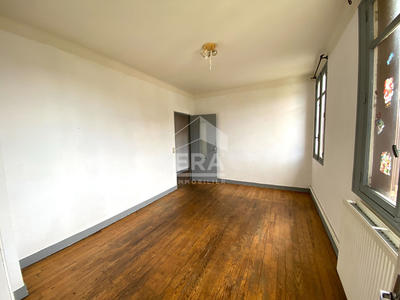 Maison - 160 m² - 8 pièces