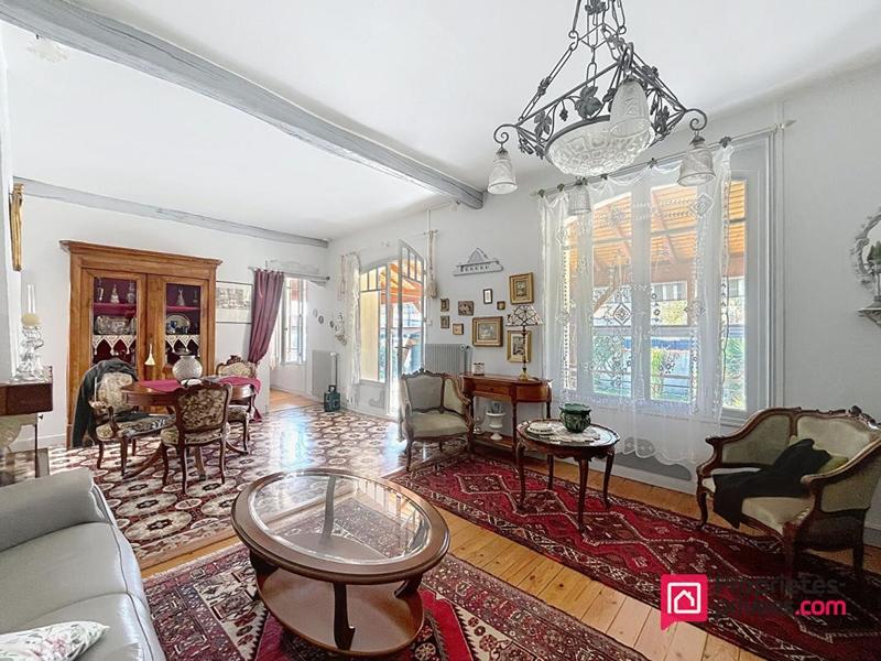 Maison - 105 m² - 4 pièces