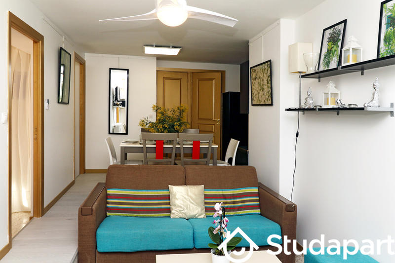 Chambre - 10 m² - 1 pièce