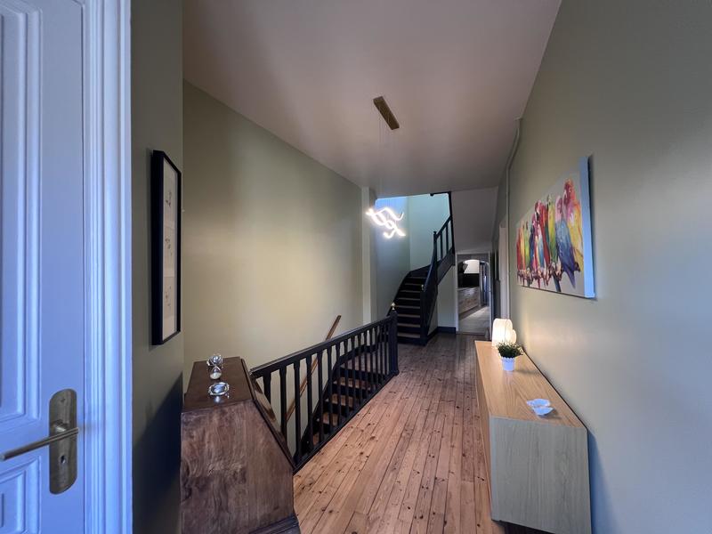 Maison de ville - 208 m² - 6 pièces