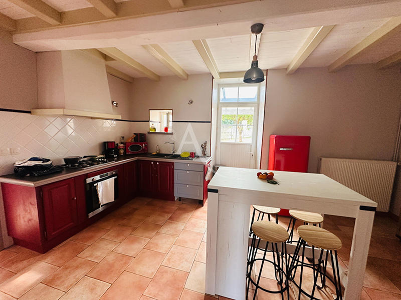 Maison - 145 m² - 5 pièces