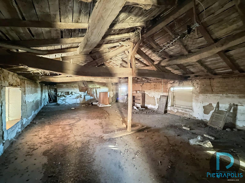 Maison ancienne - 181 m² - 5 pièces