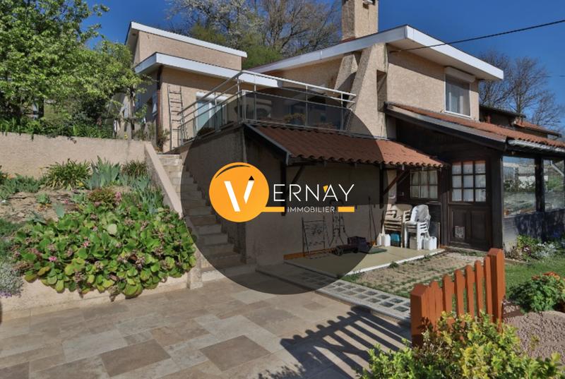 Maison - 122 m² - 4 pièces