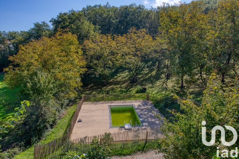 Maison - 180 m² - 7 pièces