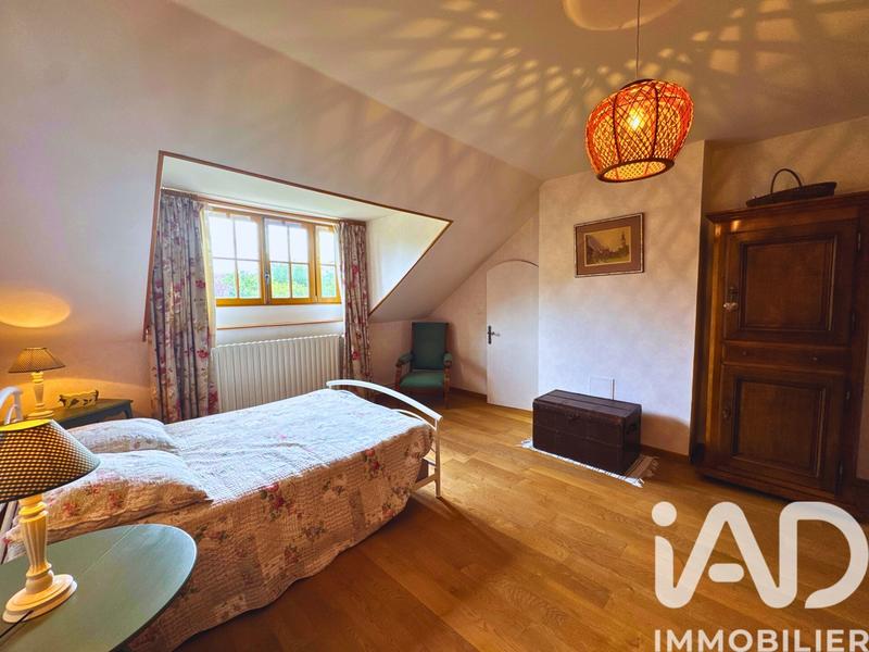 Maison - 197 m² - 7 pièces