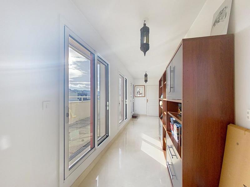 Duplex - 142 m² - 4 pièces