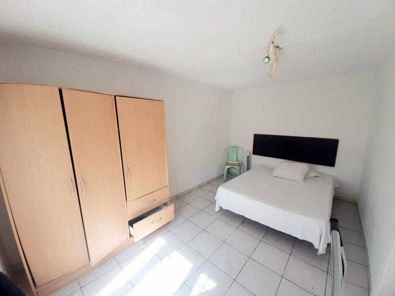 Maison - 217 m² - 15 pièces