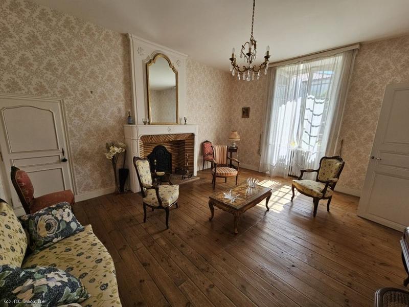 Maison de ville - 258 m² - 10 pièces