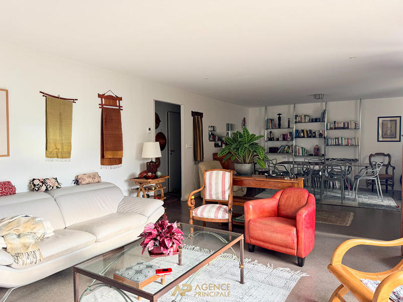 Maison - 102 m² - 4 pièces