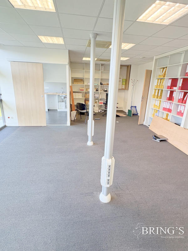 Bureau - 220 m²