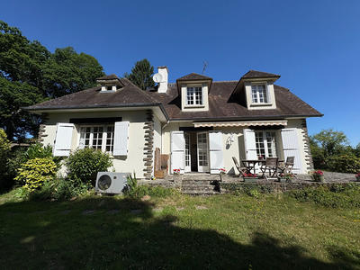 Maison - 150 m² - 6 pièces