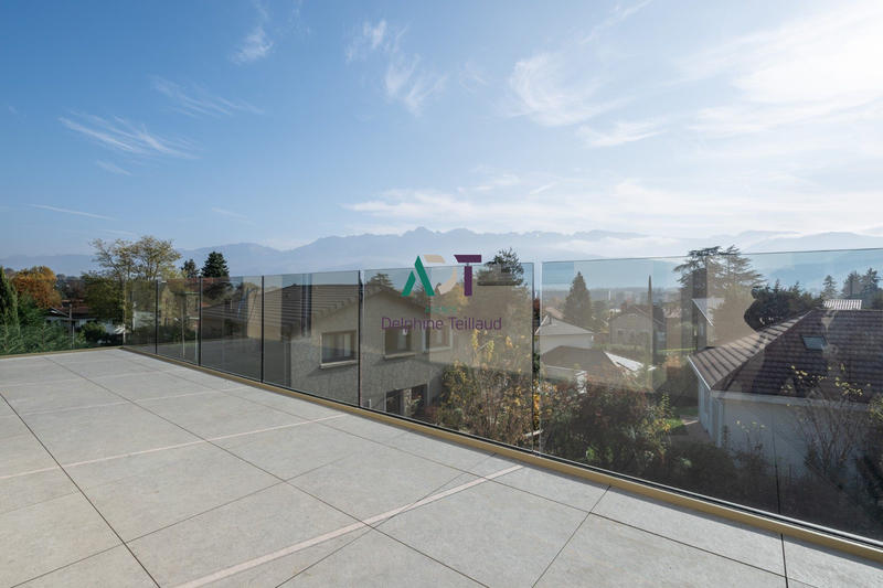 Appartement - 151 m² - 5 pièces