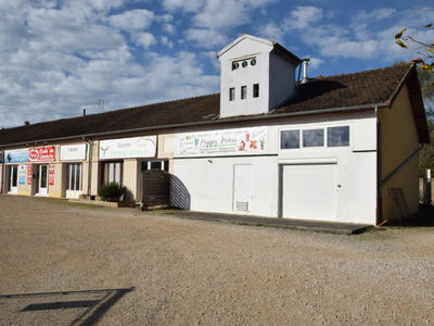 Local commercial - 310 m² - 8 pièces
