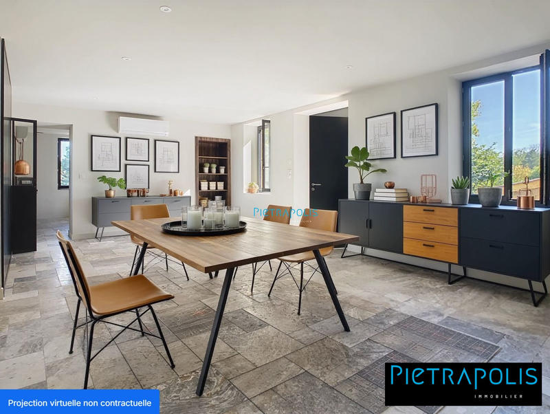 Maison - 180 m² - 7 pièces