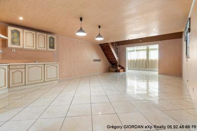 Maison - 165 m² - 3 pièces