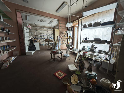 Maison - 179 m² - 9 pièces