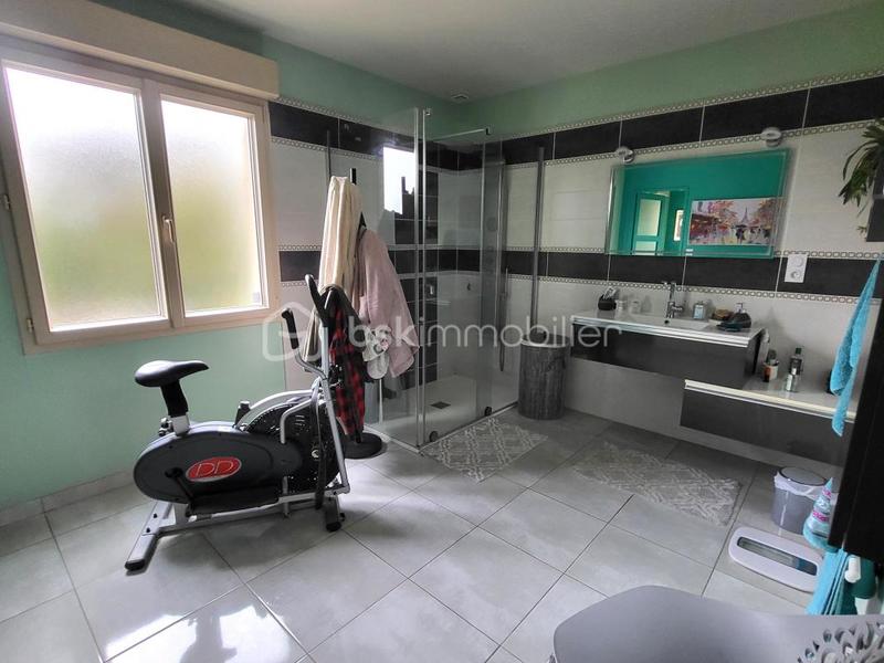 Maison - 130 m² - 4 pièces