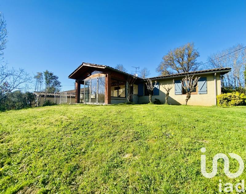 Maison - 137 m² - 5 pièces