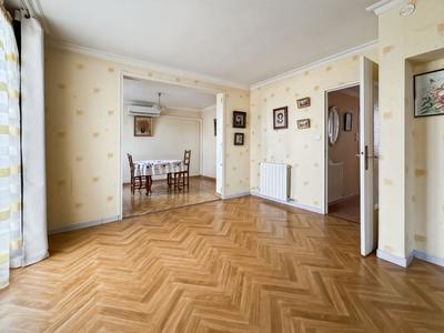 Appartement - 86 m² - 5 pièces