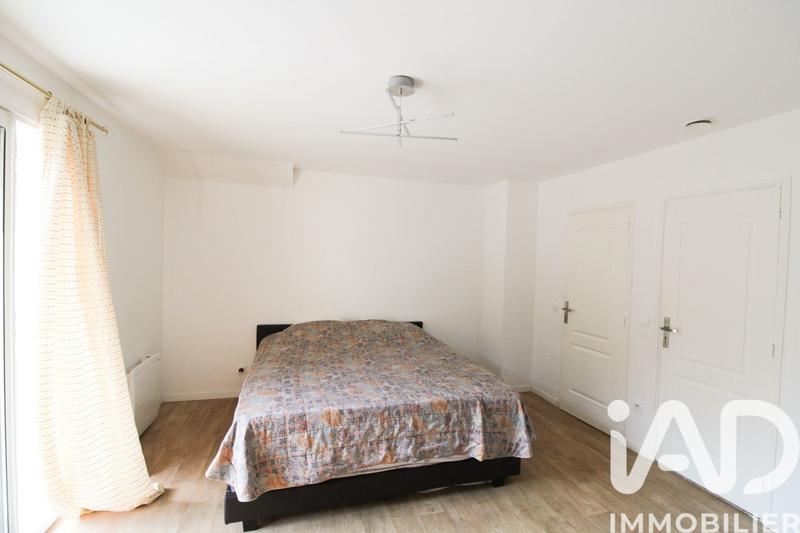 Maison - 189 m² - 8 pièces