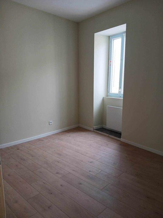 Immeuble - 114 m² - 7 pièces