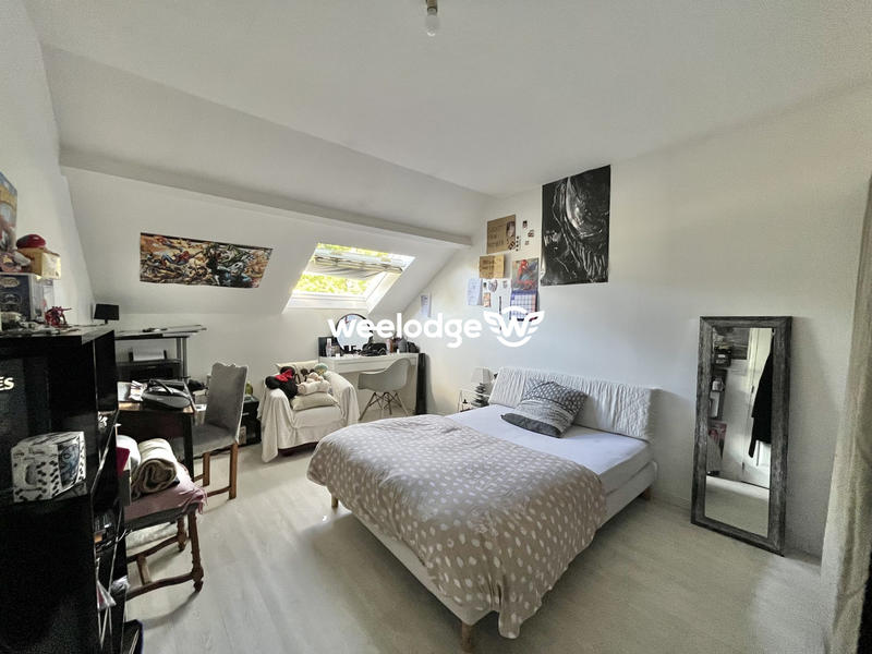 Maison - 99 m² - 5 pièces