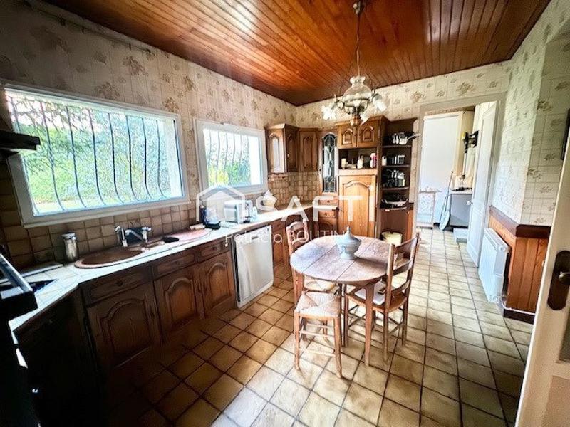 Maison de maîtres - 302 m² - 9 pièces