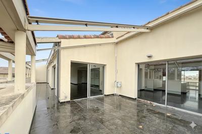 Appartement - 224 m² - 6 pièces