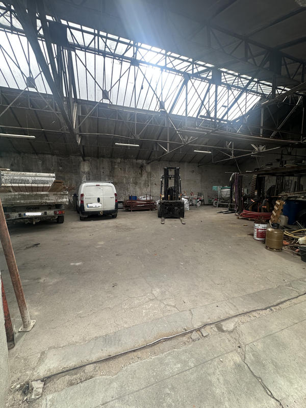 Entrepôt - 560 m²