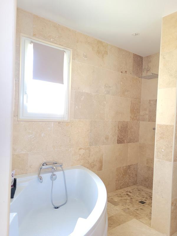 Maison - 210 m² - 9 pièces