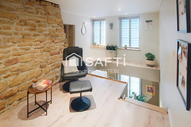 Maison - 284 m² - 10 pièces