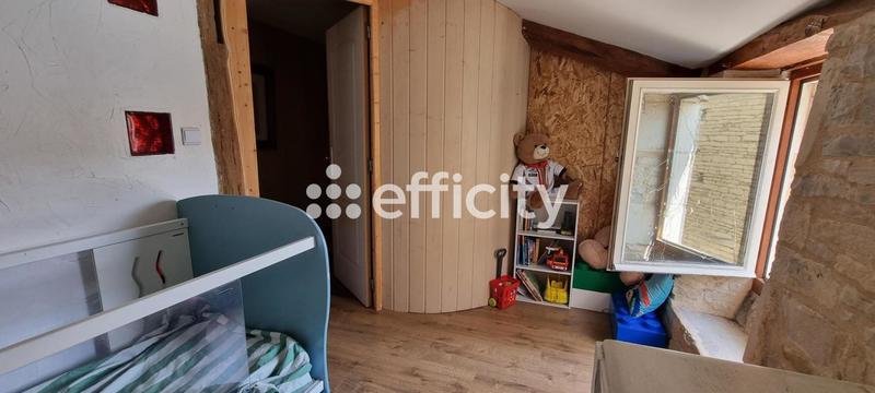 Maison - 121 m² - 8 pièces