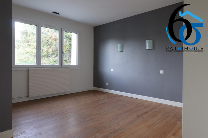 Maison - 102 m² - 4 pièces