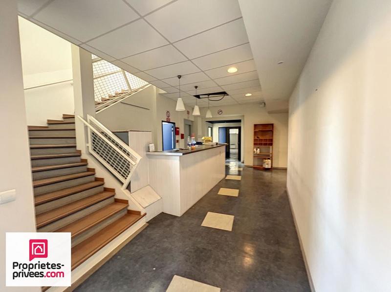 Maison - 300 m² - 9 pièces