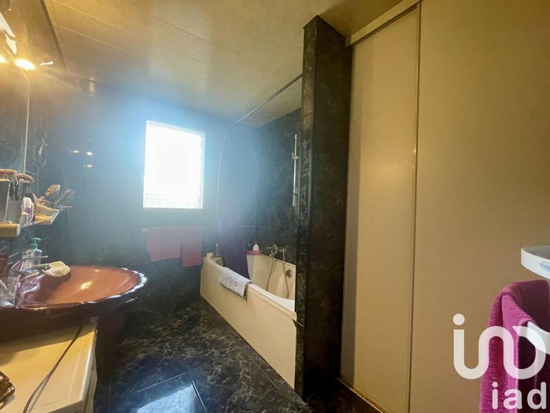 Maison de village - 77 m² - 4 pièces