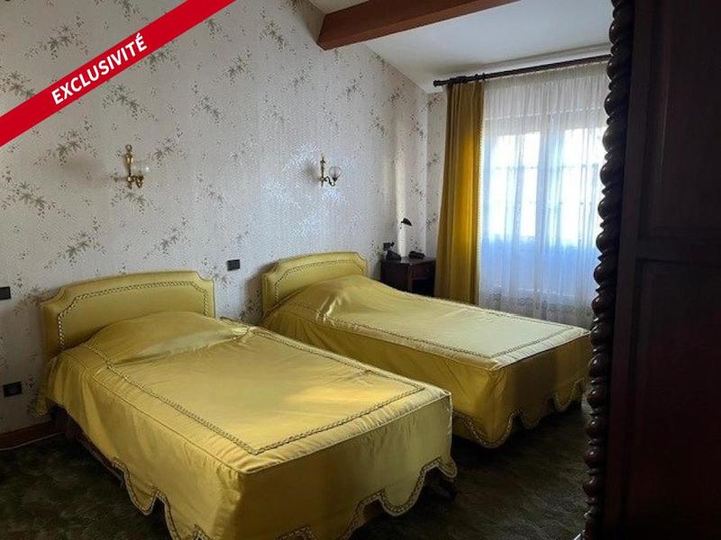 Maison - 187 m² - 7 pièces