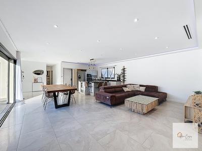 Villa - 147 m² - 5 pièces