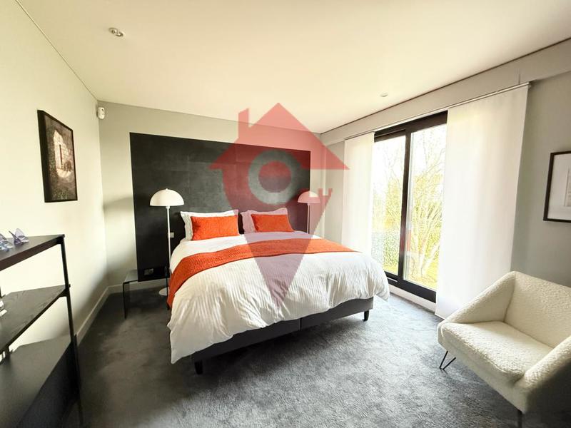 Maison d'architecte - 204 m² - 9 pièces